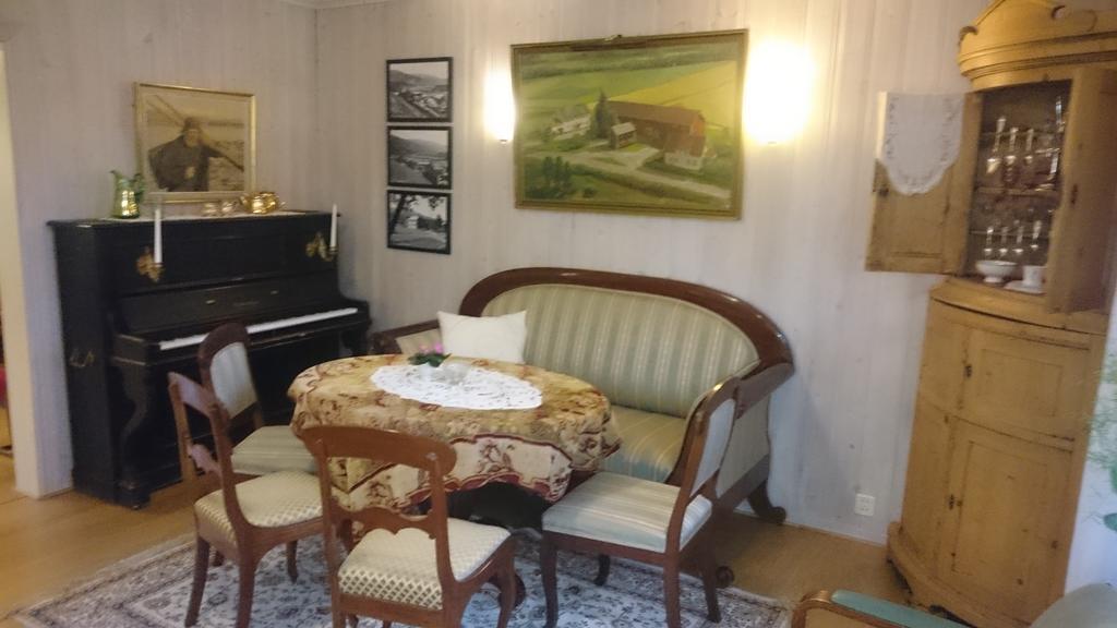 Grong Gard Guesthouse ภายนอก รูปภาพ